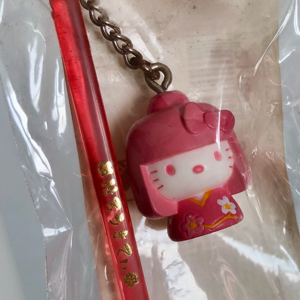 New NWT Sanrio Hello Kitty body solid mini figure pink ear pick stick 2007 Japan